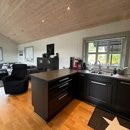 Vakantiehuis In Quiet Surroundings, Surrounded By Beautiful Nature, Near Gullingen