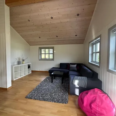 Vakantiehuis In Quiet Surroundings, Surrounded By Beautiful Nature, Near