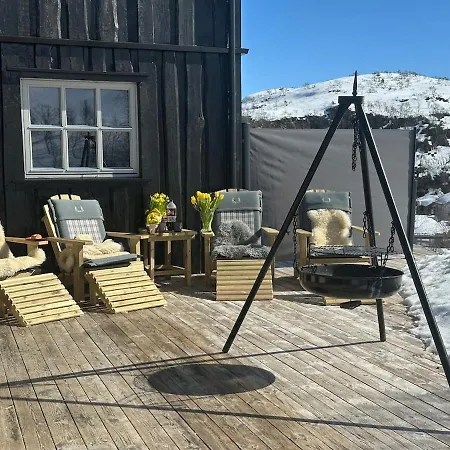 Vakantiehuis In Quiet Surroundings, Surrounded By Beautiful Nature, Near Gullingen