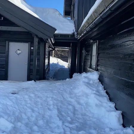 Vakantiehuis In Quiet Surroundings, Surrounded By Beautiful Nature, Near Gullingen